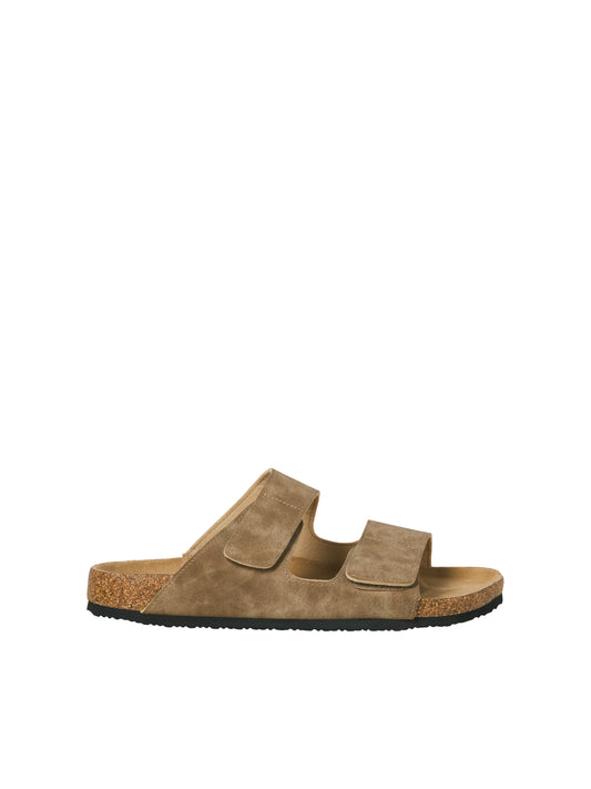 JFWCENTRAL STRAP SANDAL LN