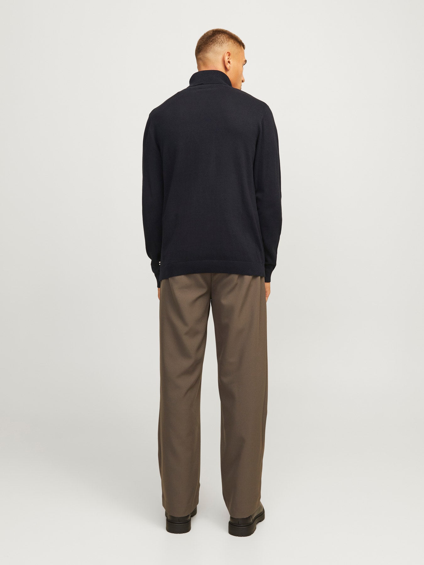 Basic Knit Roll Neck