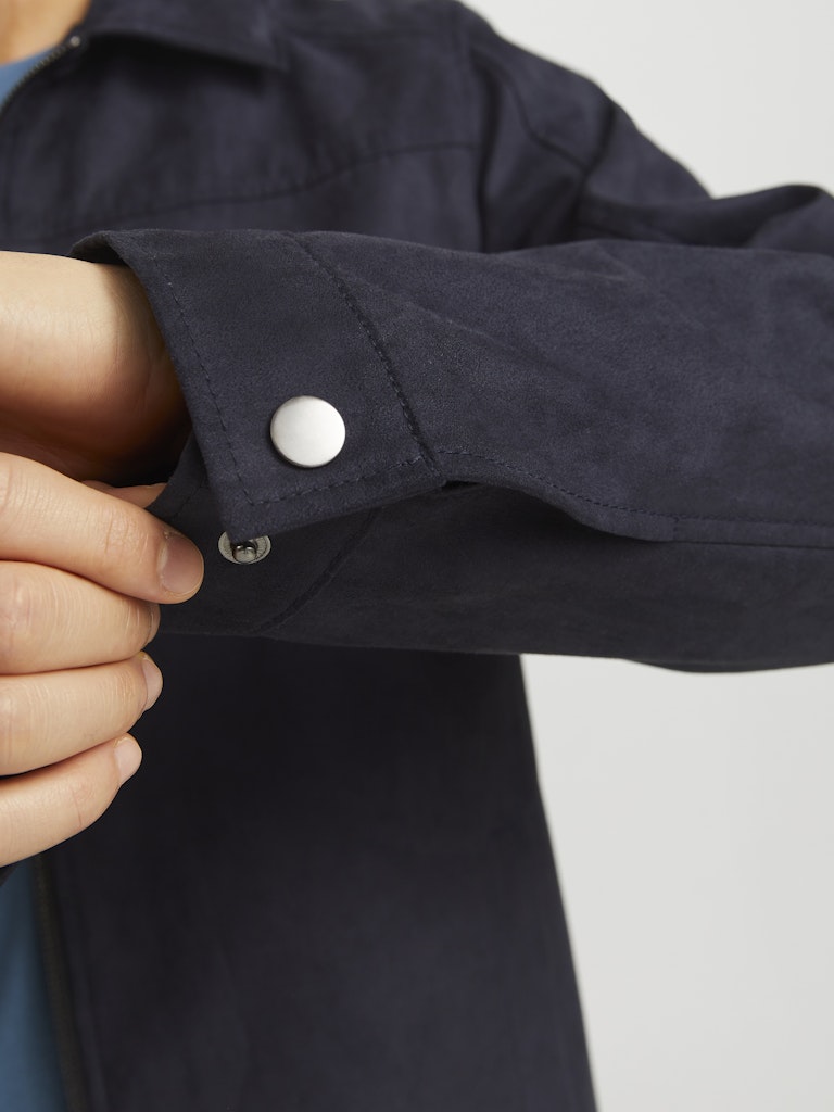 JJEDYLAN SHACKET NOOS