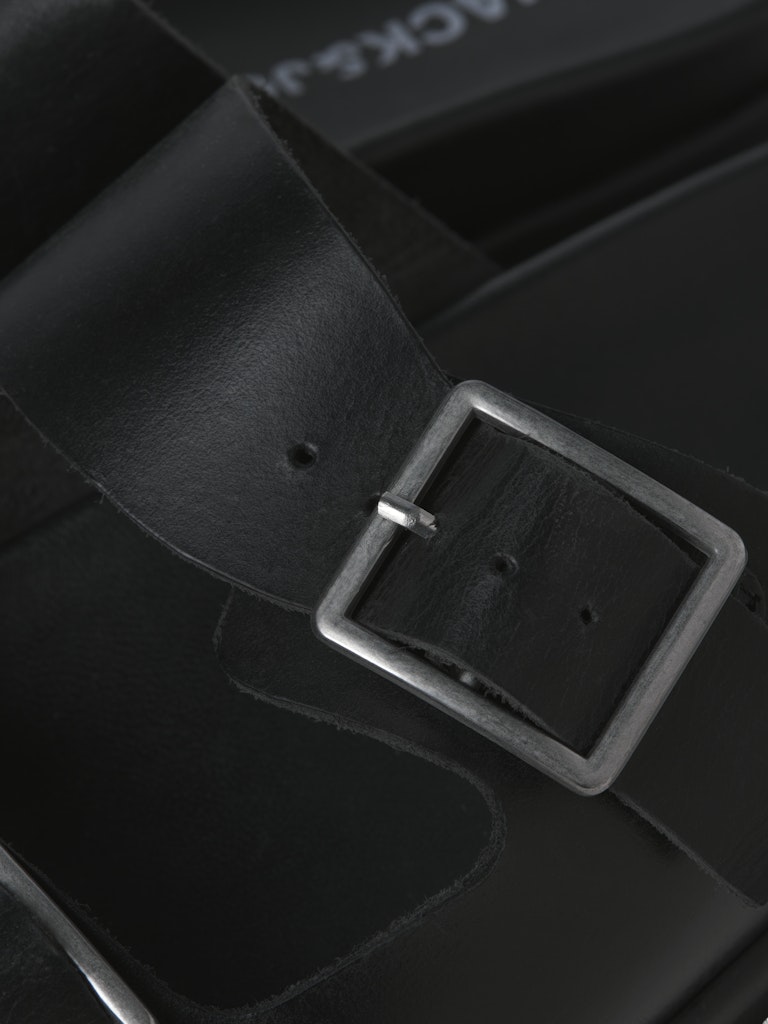 JFWDALLAS LEATHER BUCKLE SANDAL