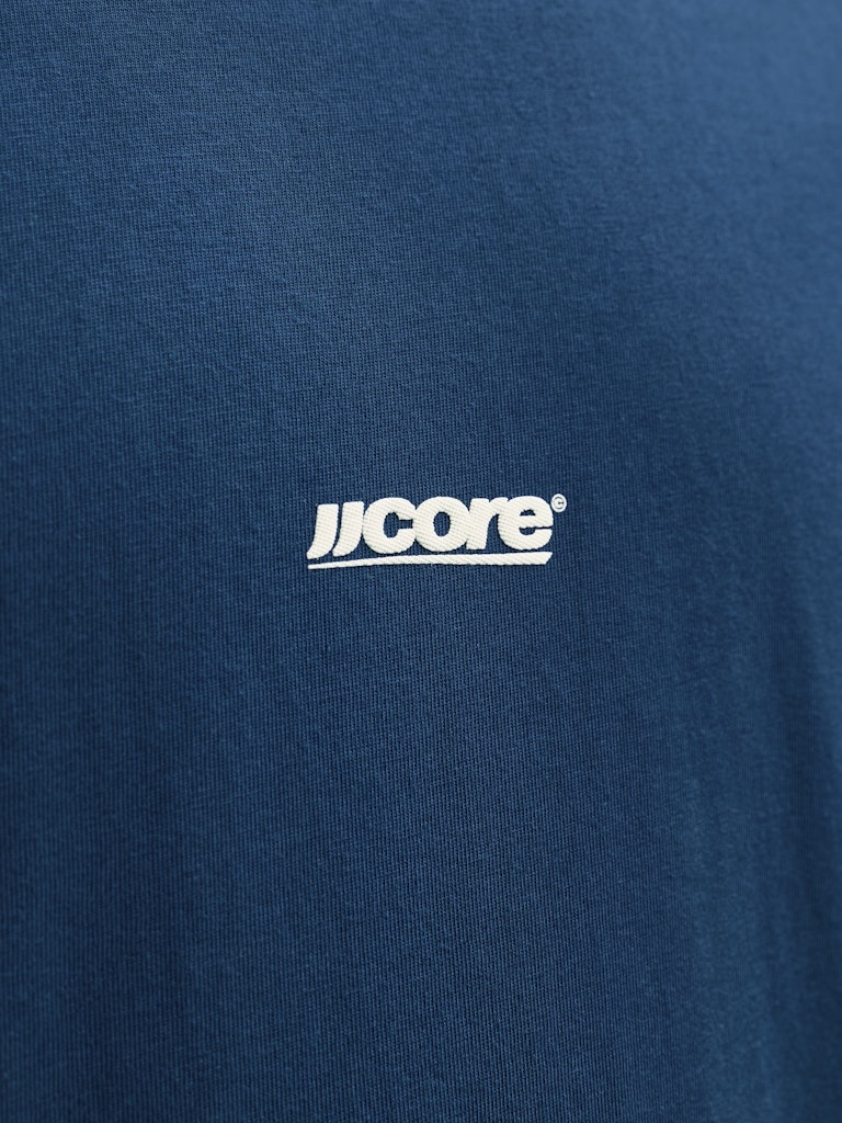 JCOCLUB BACK TEXT PRINT TEE SS CREW NECK