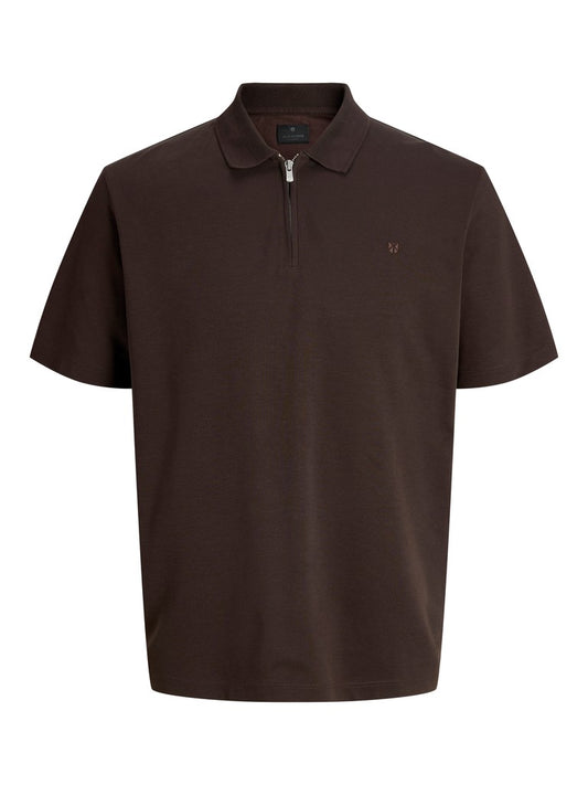 JPRBLAETHAN SS ZIP POLO SN - DARK BROWN