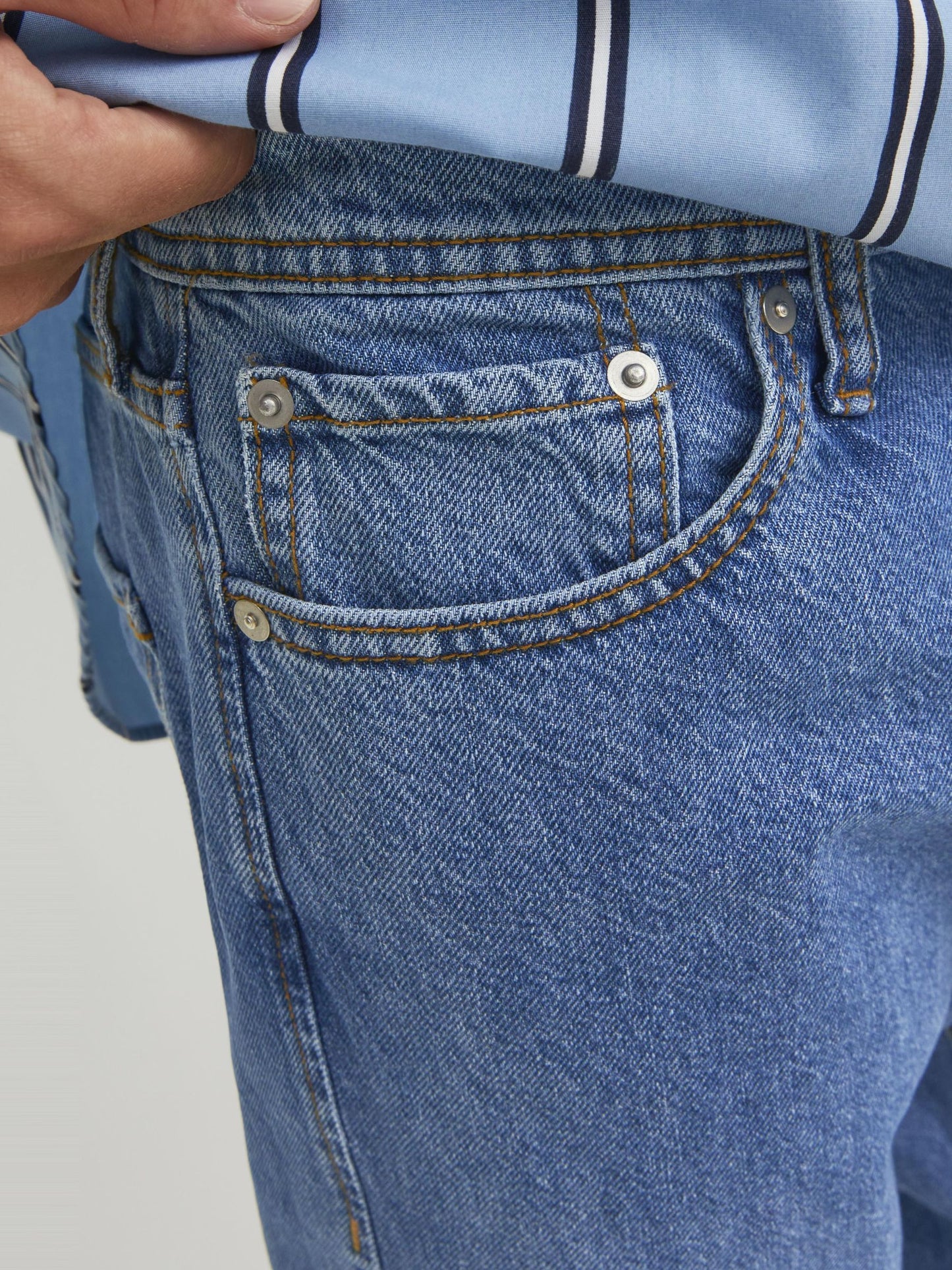 JJICHRIS JJORIGINAL SQ 735 RELAXED FIT JEANS