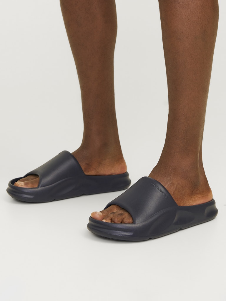 JFWSTATUS MOULDED SLIDER NOOS