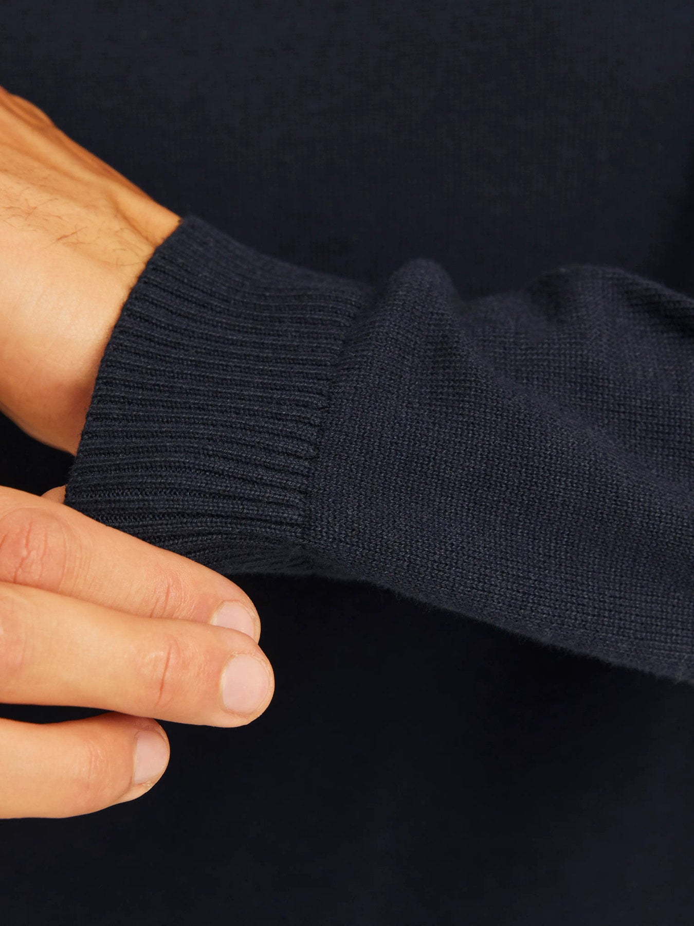 Basic Knit Roll Neck