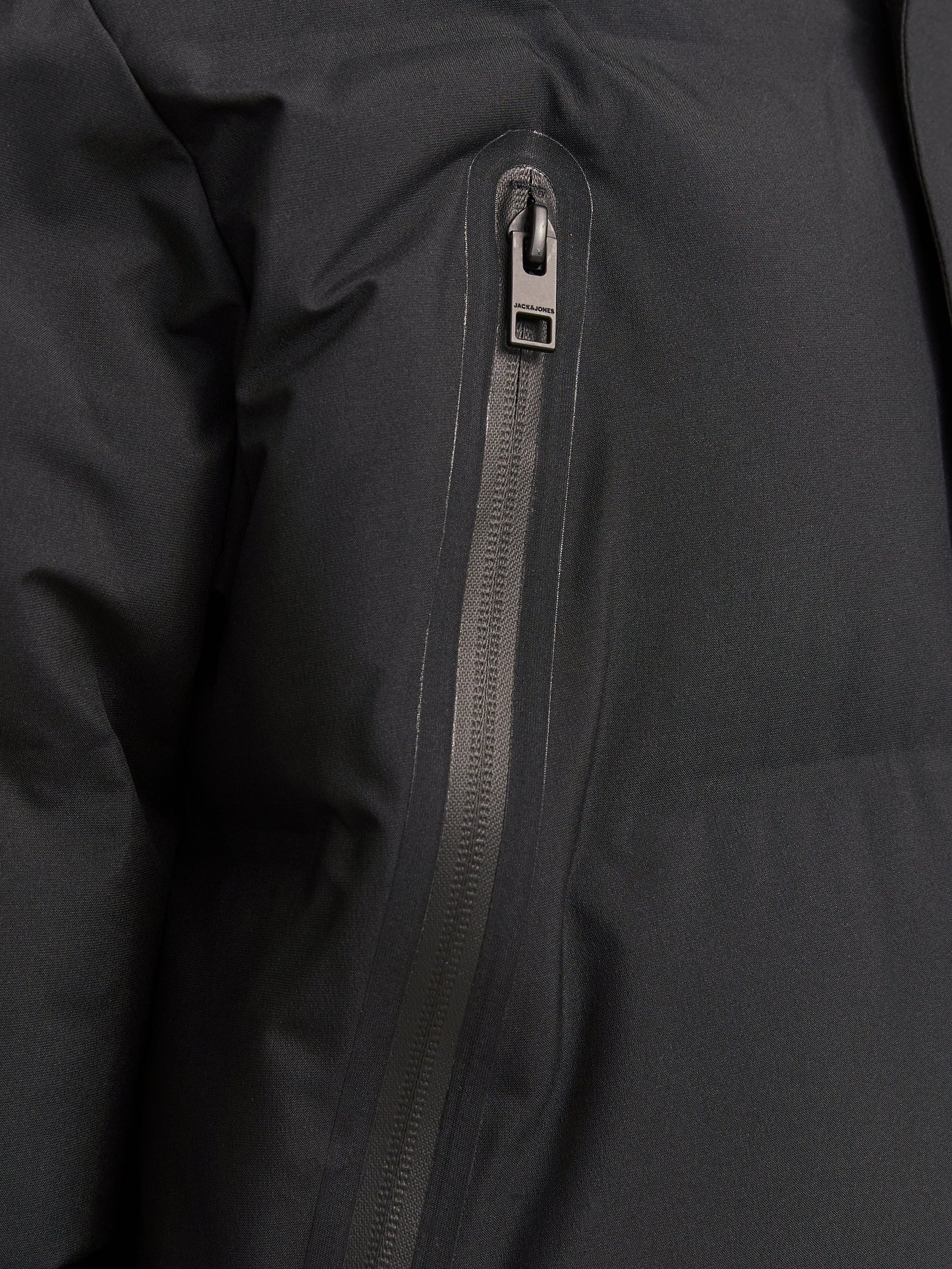 JCOALPHA LONG PUFFER SN