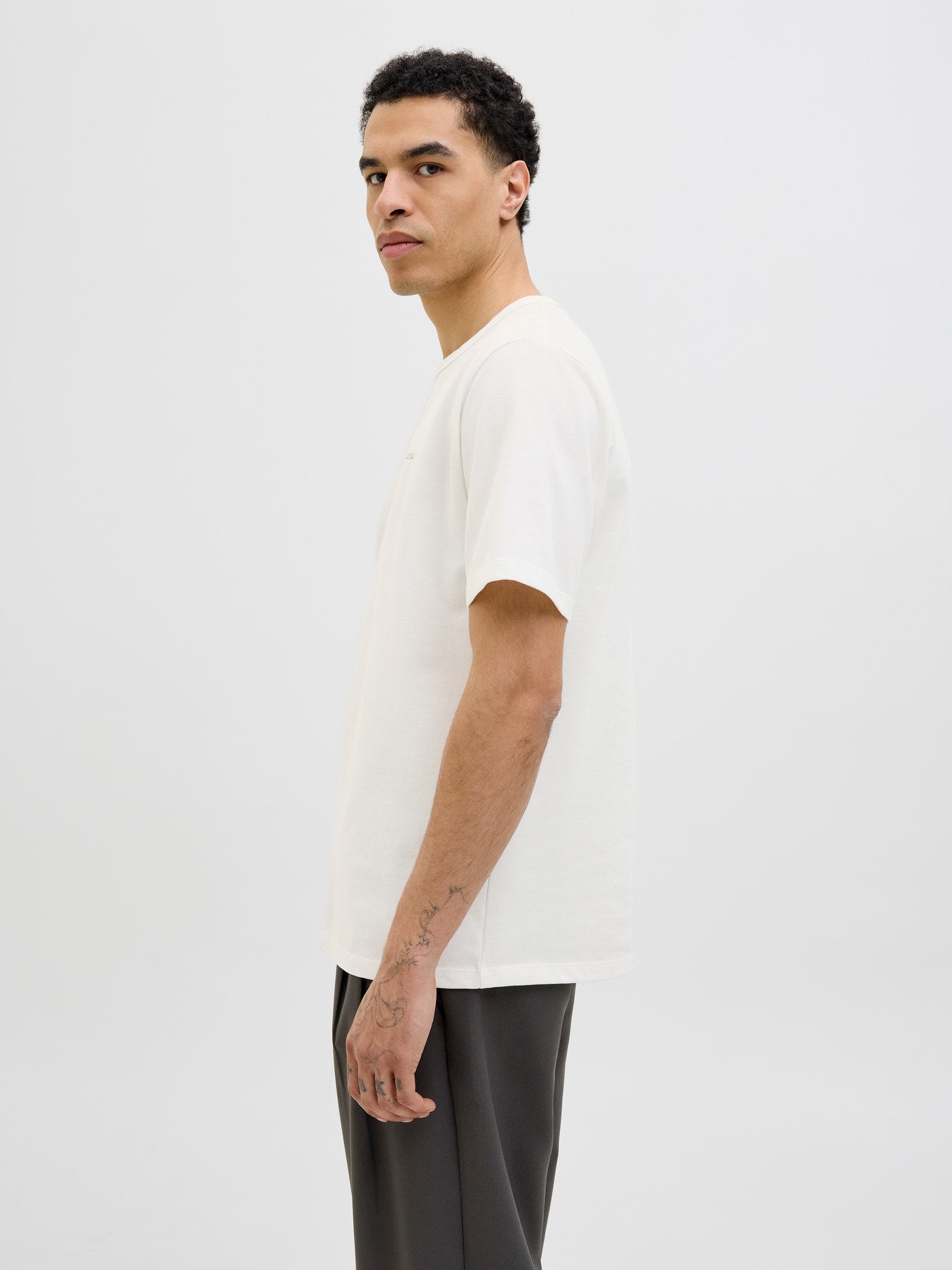 JPRBLUALVES SS TEE LN