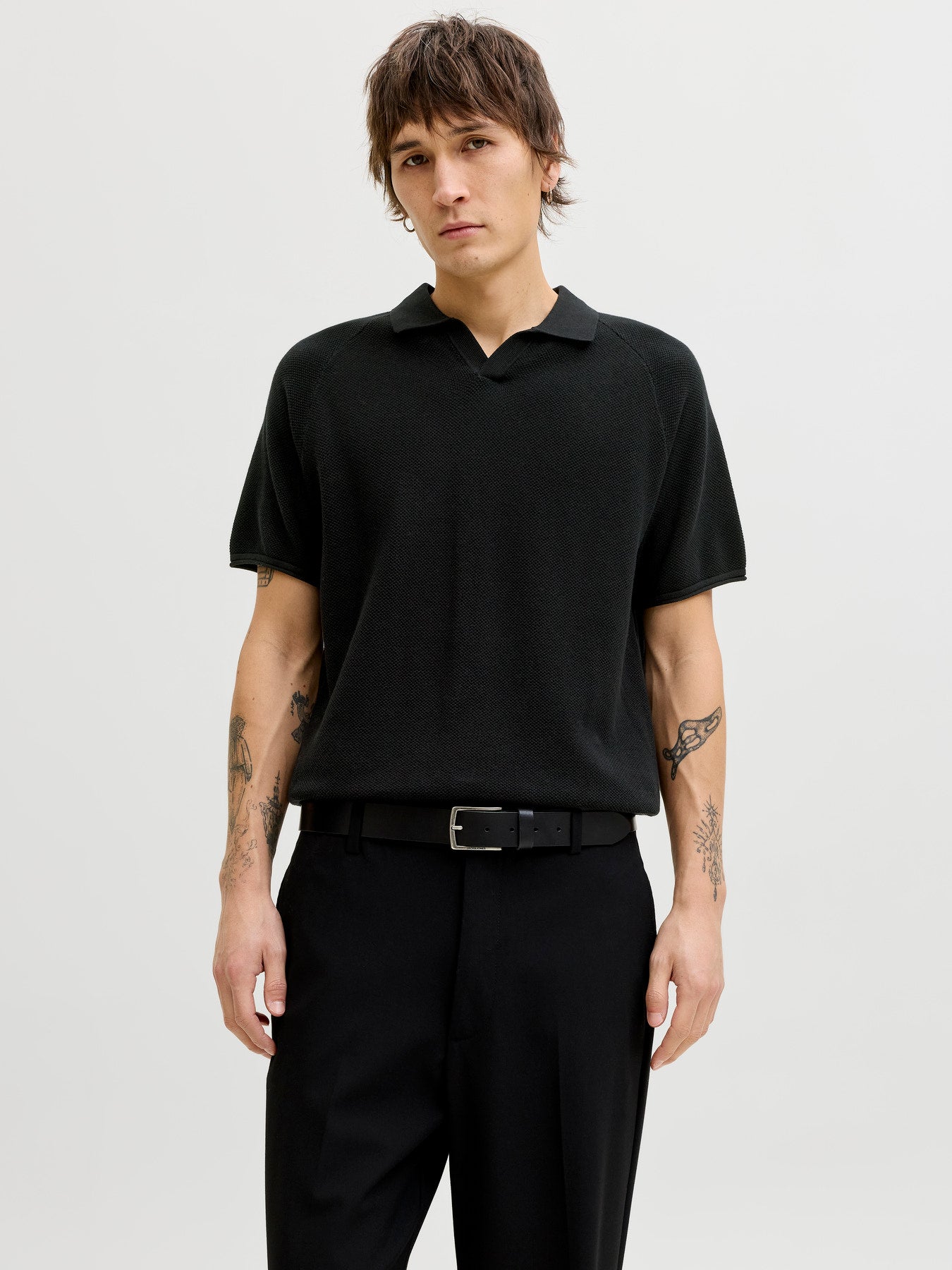 JJHILL KNIT SPLIT NECK SS26