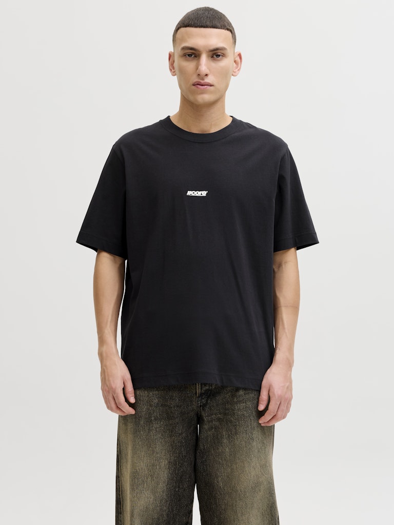 JCOCLUB BACK TEXT PRINT TEE SS CREW NECK