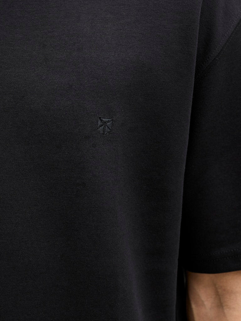 MALE CIRCULAR KNIT T