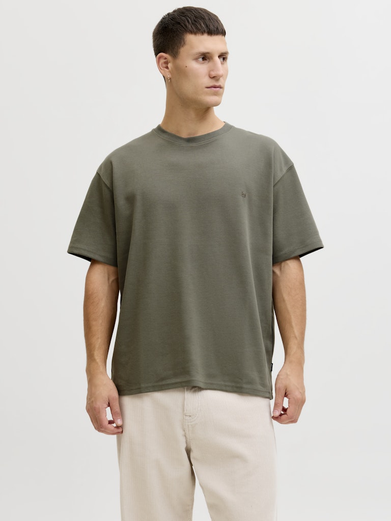 JPRBLAETHAN SS LOGO TEE SN