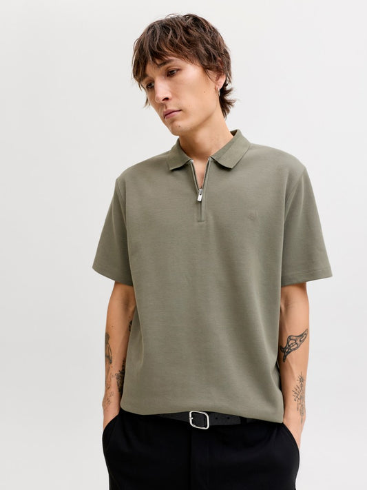 JPRBLAETHAN SS ZIP POLO SN - OLIVE GREEN