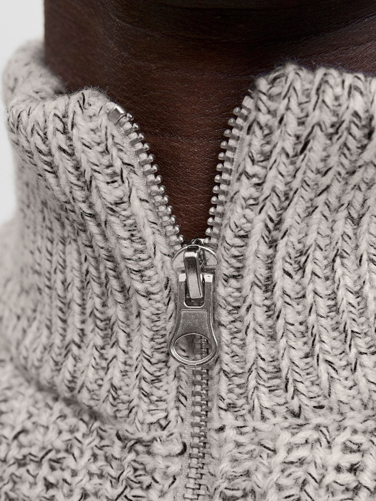 JORBLEECKER KNIT HALF ZIP BF